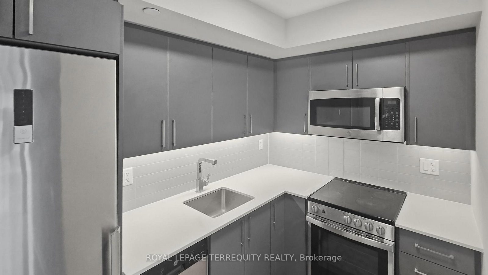 38 Monte Kwinter Court, Unit 527 - Photo 21