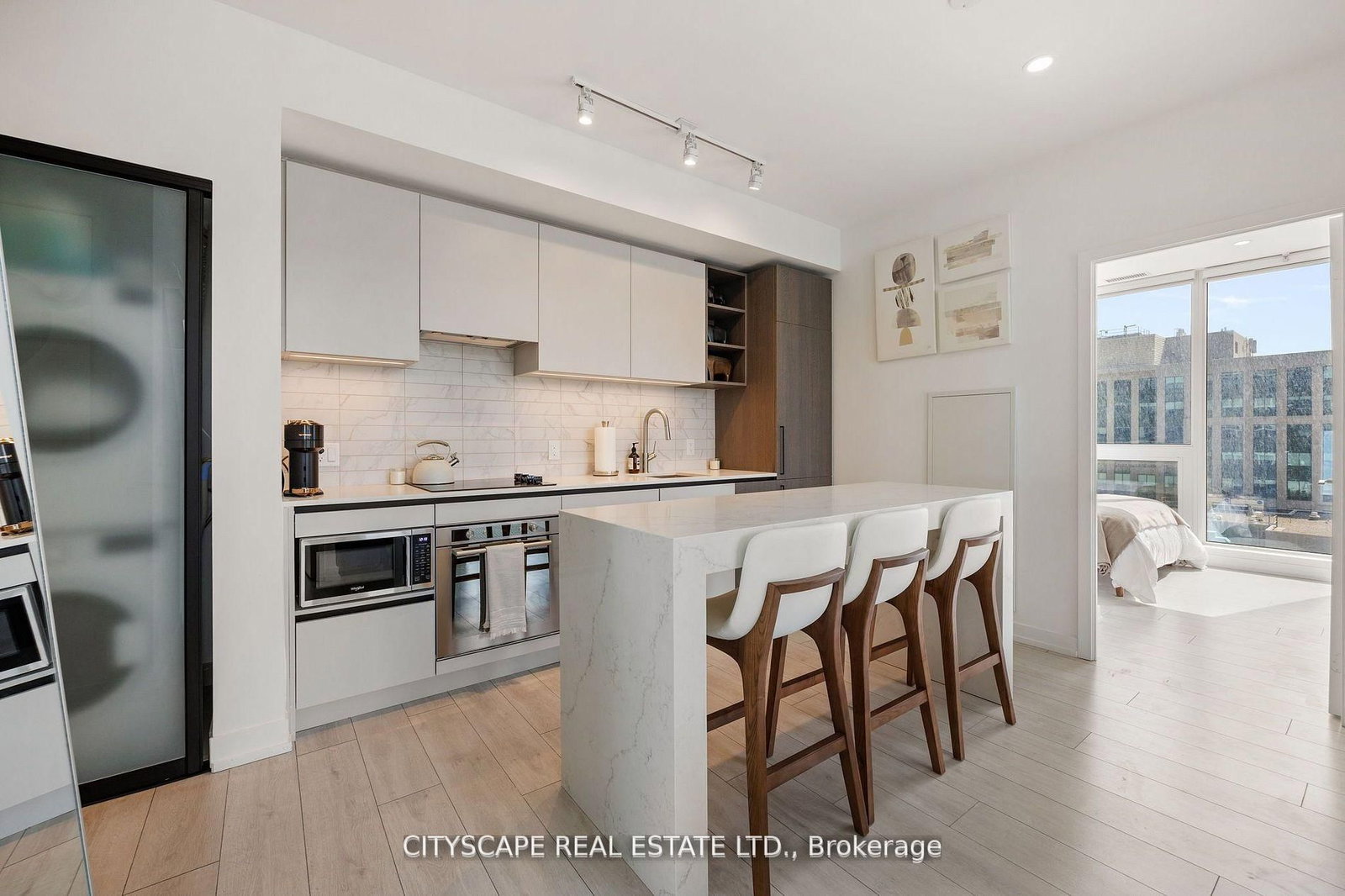 55 Mercer Street S, Unit 1802 - Photo 16