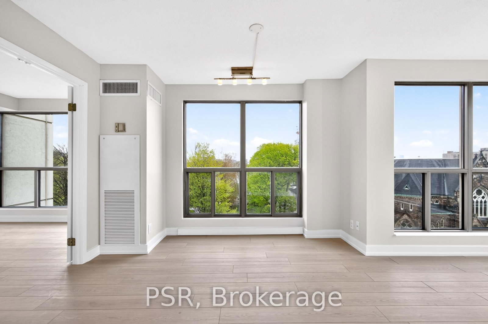 298 Jarvis Street, Unit 506 - Photo 16