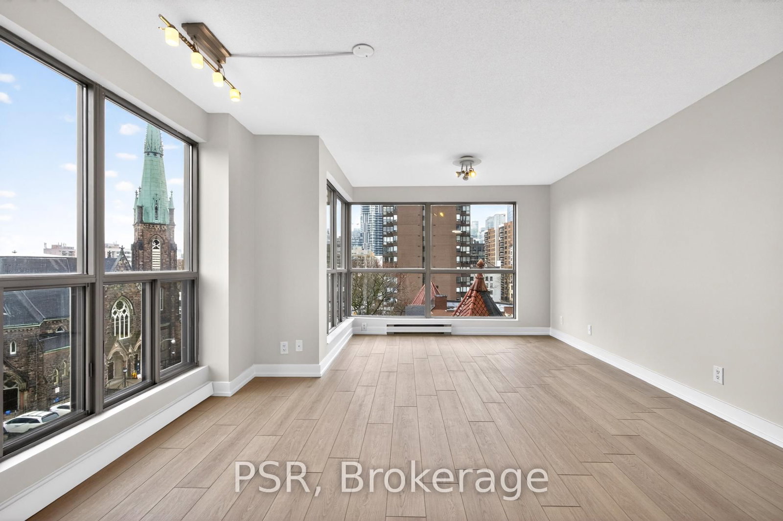298 Jarvis Street, Unit 506 - Photo 8