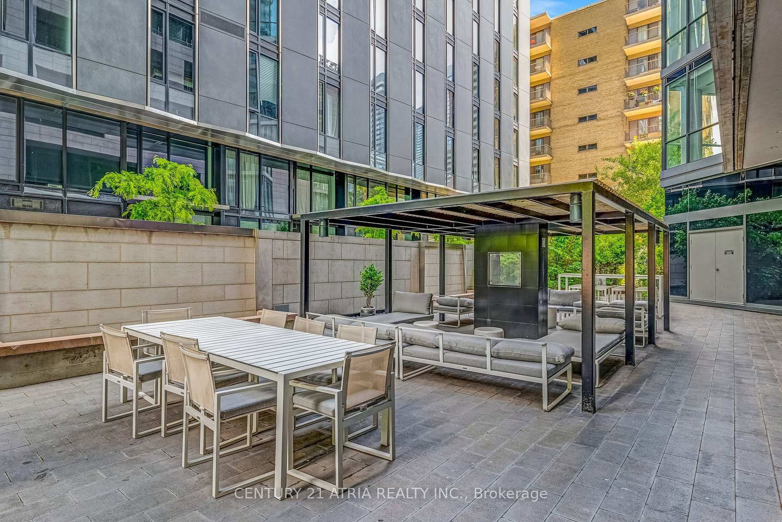 45 Charles Street E, Unit 601 - Photo 16