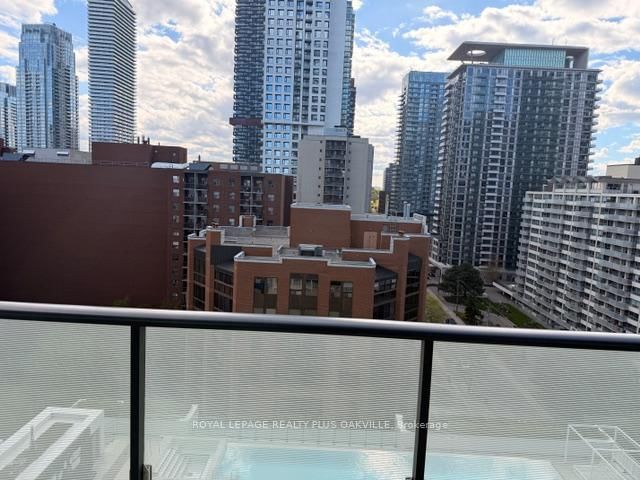 161 Roehampton Avenue, Unit 1201 - Photo 16