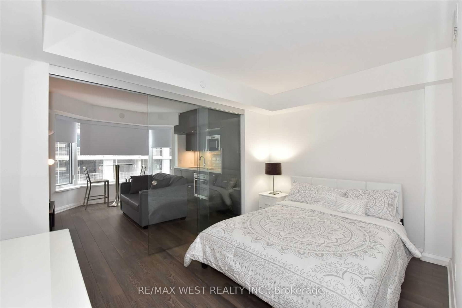 155 Yorkville Avenue, Unit 1209 - Photo 2