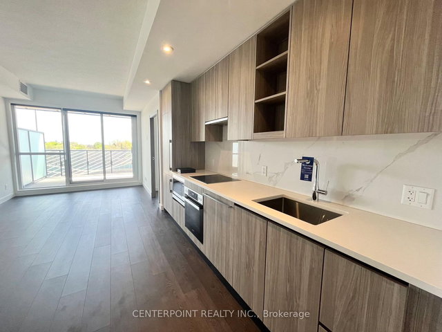 805 - 27 Mcmahon Drive