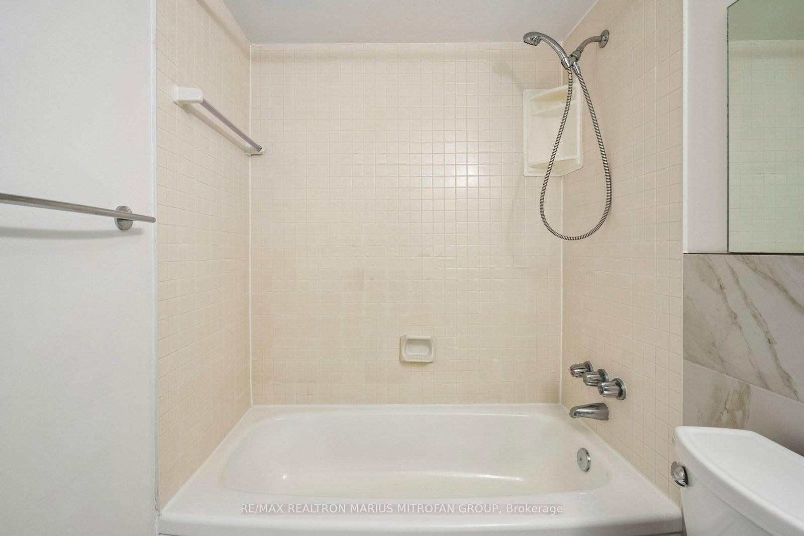1338 York Mills Road, Unit 1607 - Photo 26
