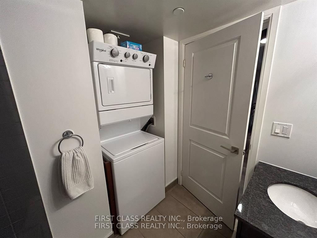 88 Sheppard Avenue E, Unit 1008 - Photo 12