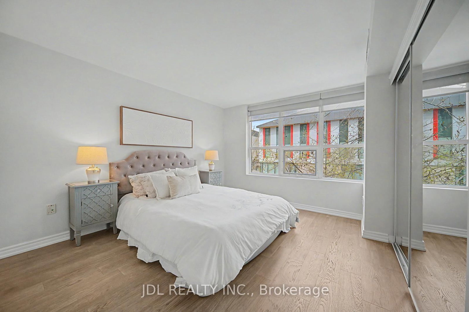 31 Brunel Court, Unit Th8 - Photo 14