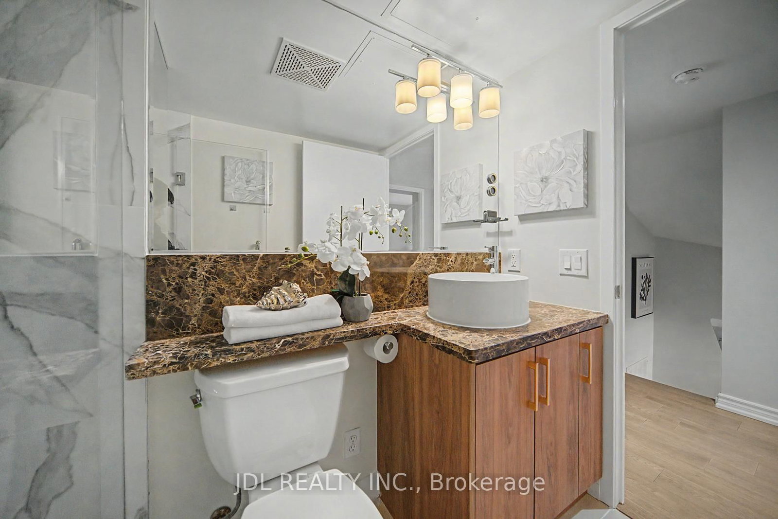 31 Brunel Court, Unit Th8 - Photo 23
