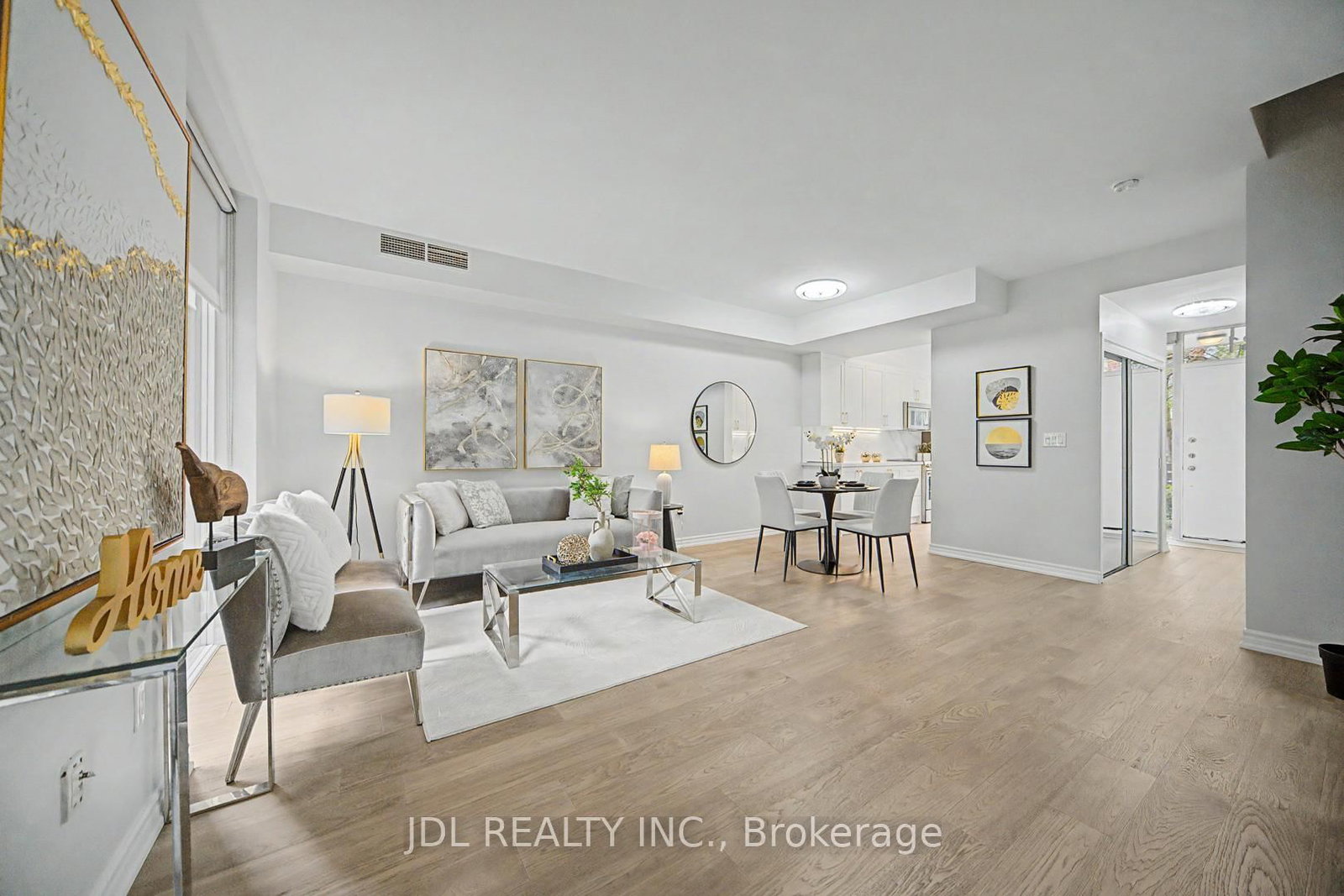 31 Brunel Court, Unit Th8 - Photo 3