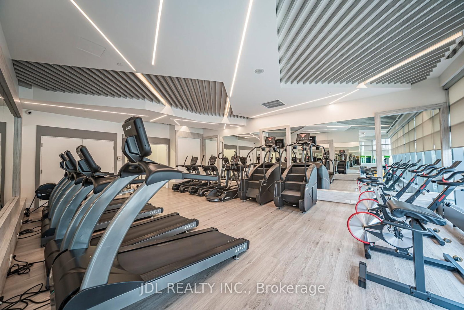 31 Brunel Court, Unit Th8 - Photo 31