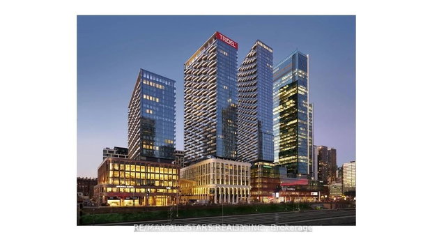 3513 - 470 Front Street W