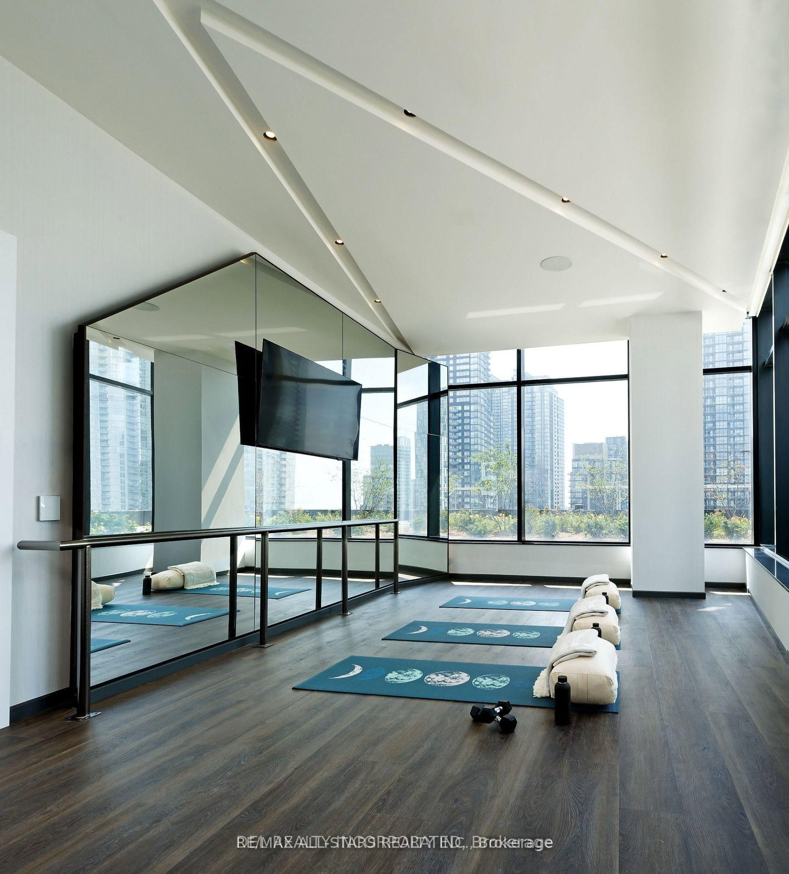 470 Front Street W, Unit 3513 - Photo 11