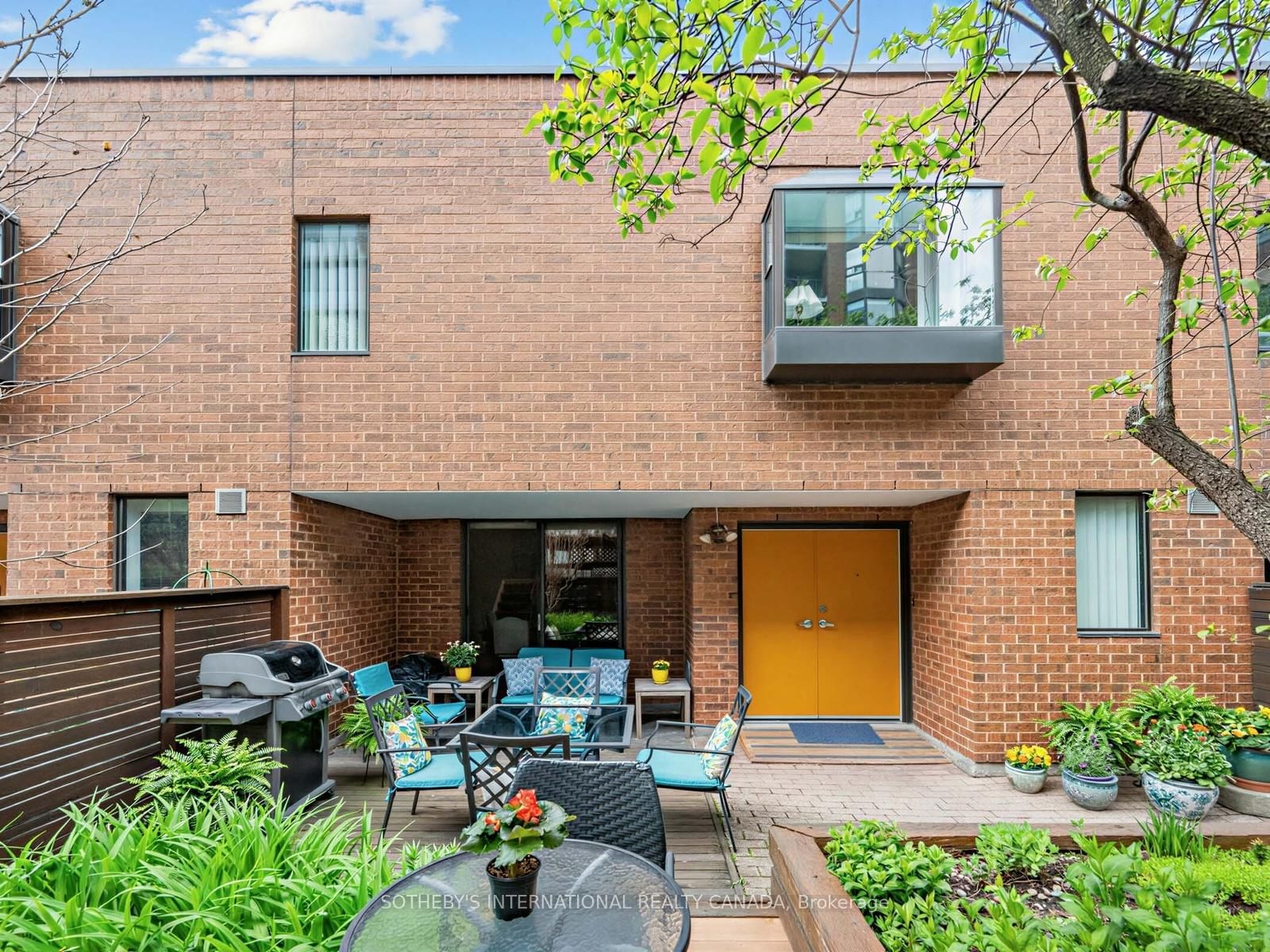 188 Spadina Avenue, Unit Th. 2