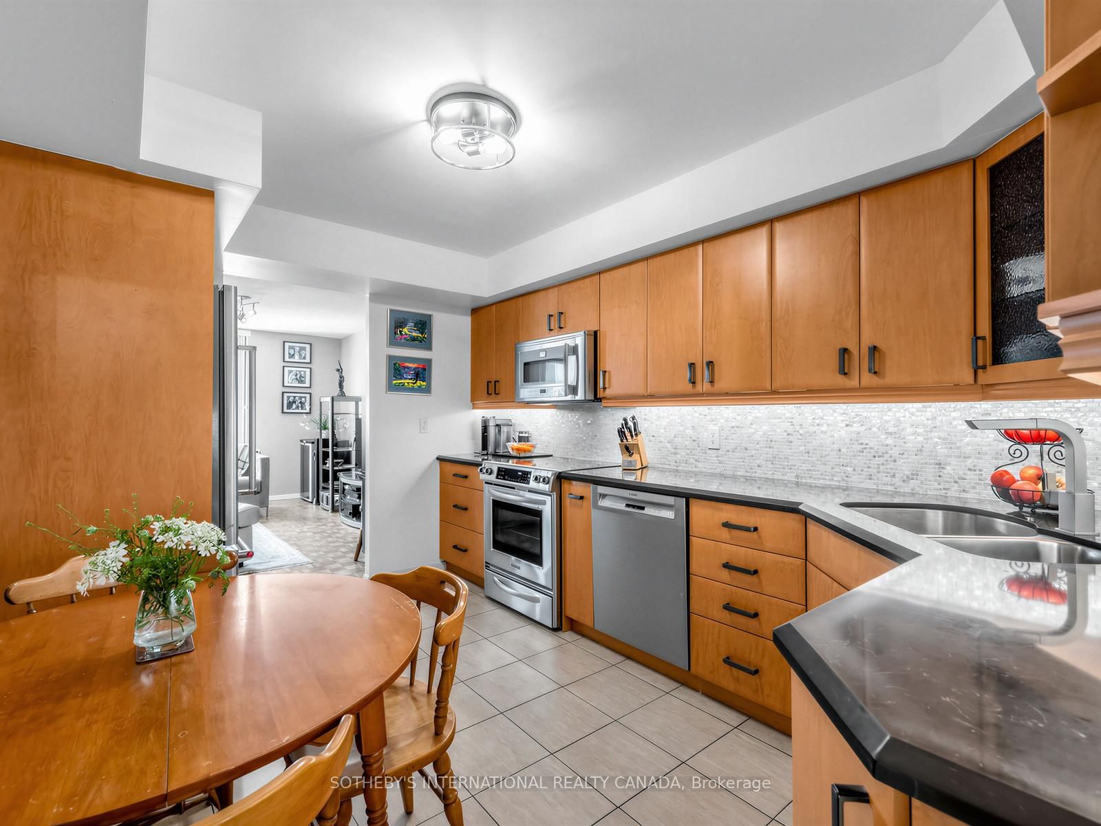 188 Spadina Avenue, Unit Th. 2 - Photo 11