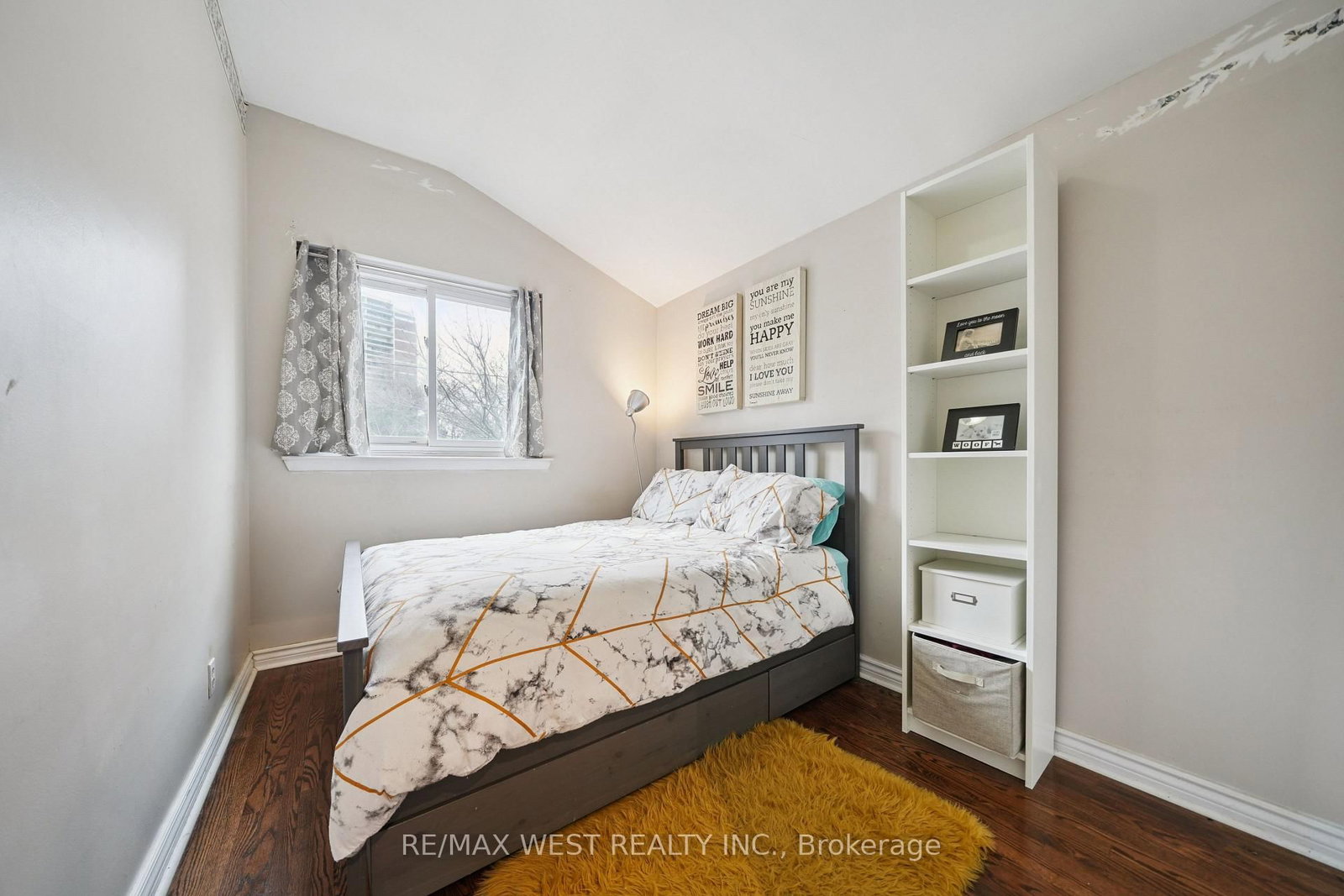 2 Lisburn Crescent - Photo 8