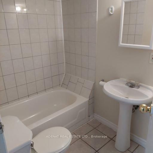 146 Fairholme Avenue, Unit Bach - Photo 5
