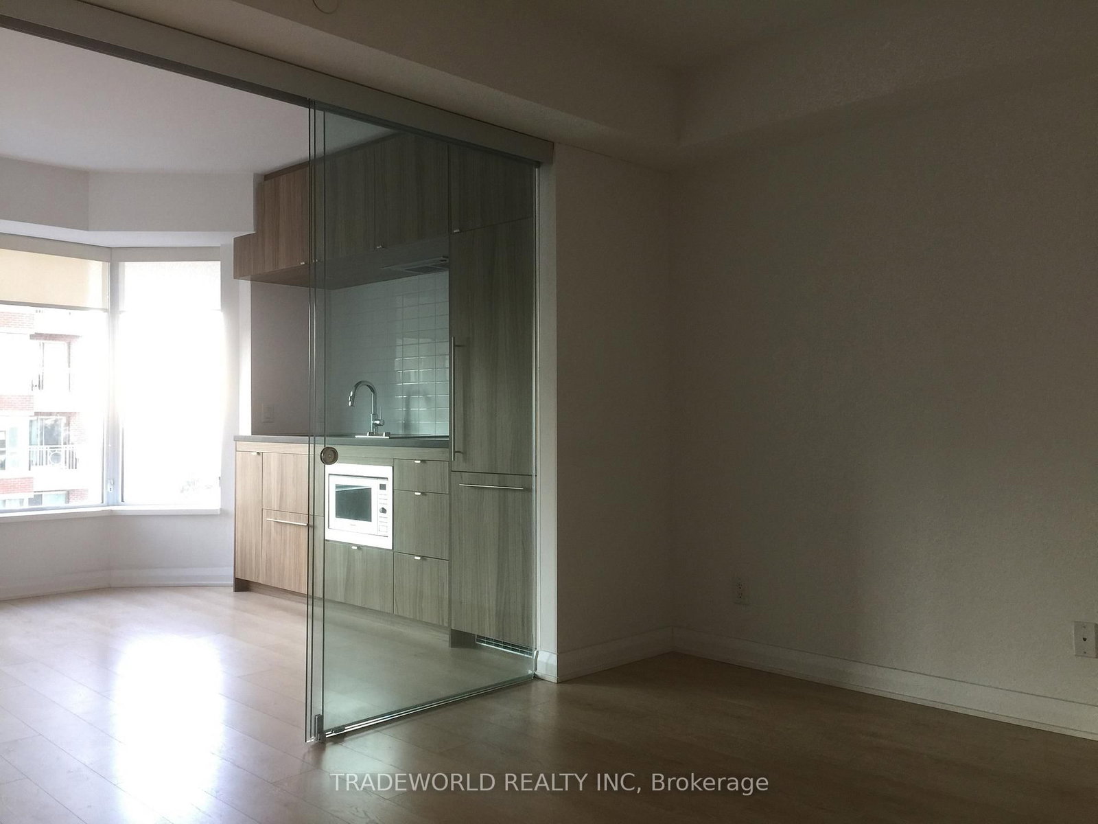 155 Yorkville Avenue, Unit 1415 - Photo 5