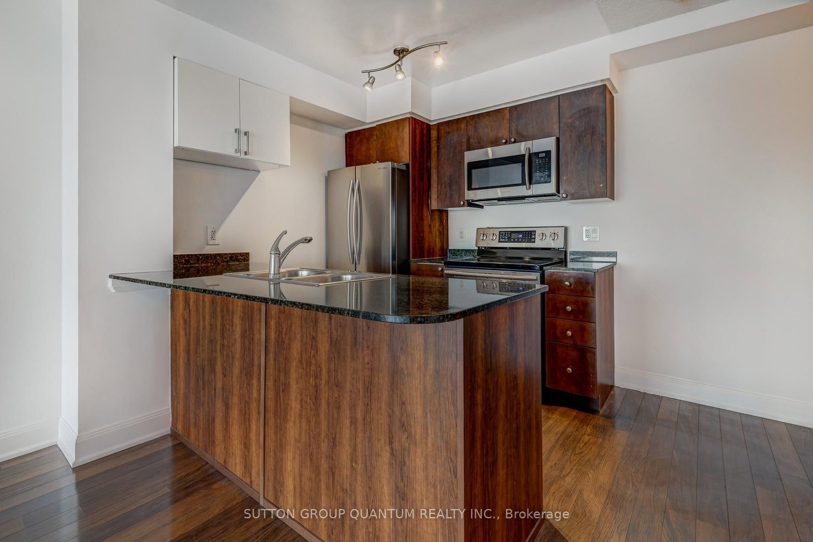 2191 Yonge Street, Unit 3006 - Photo 14