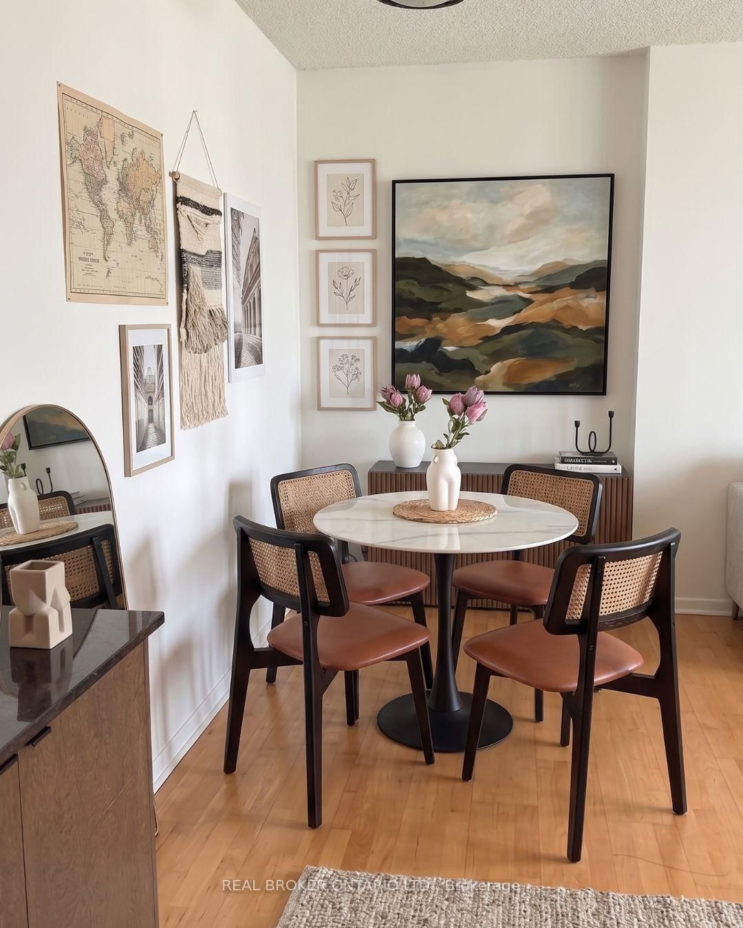 228 Queens Quay W, Unit 1501