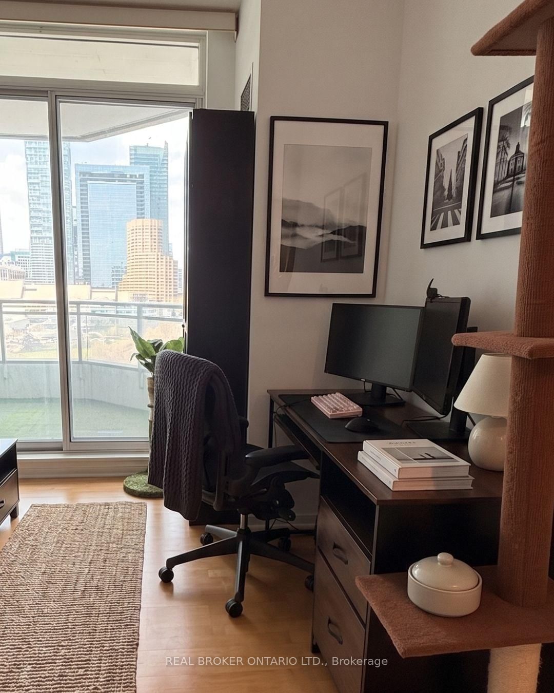 228 Queens Quay W, Unit 1501 - Photo 4