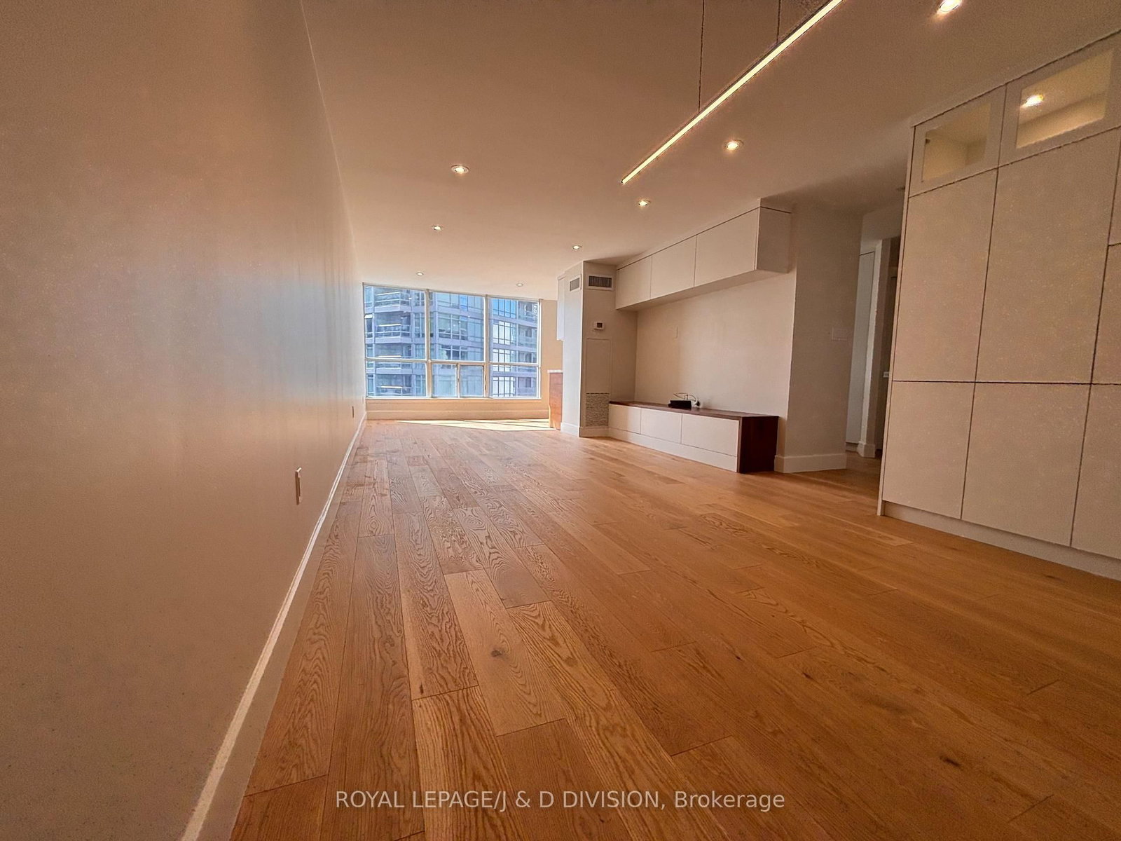 30 Holly Street, Unit 1506 - Photo 8