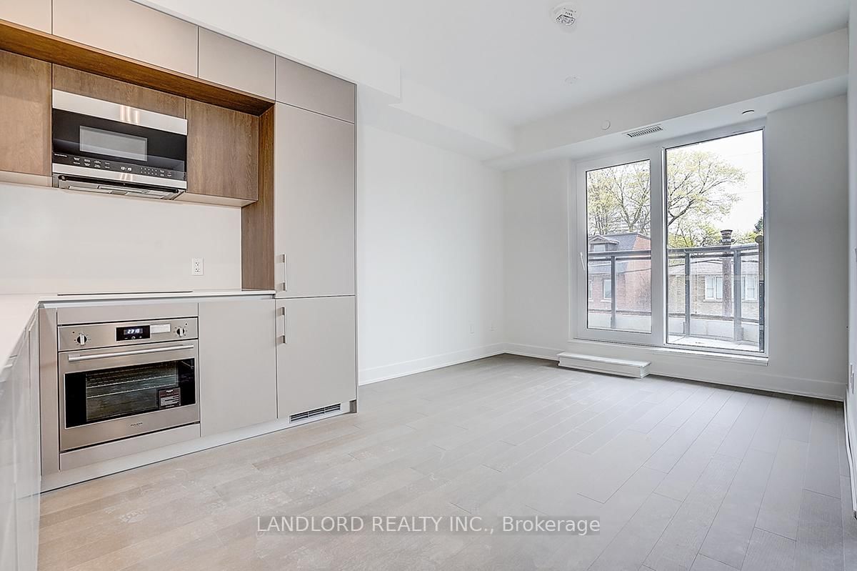 322 Dupont Street, Unit 202 - Photo 10