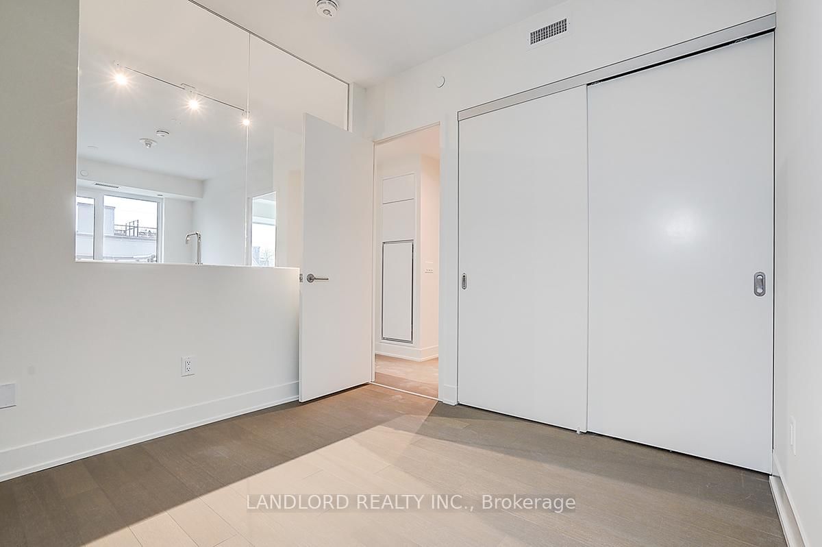322 Dupont Street, Unit 202 - Photo 28
