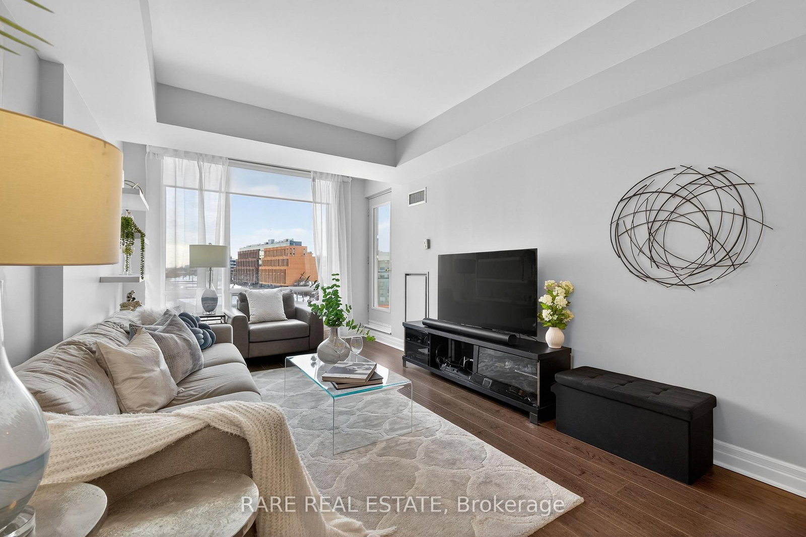 Condo for sale at 702-1801 Bayview Avenue, Toronto, Ontario, M4G 4K2 - Leaside - MLS: C13118880