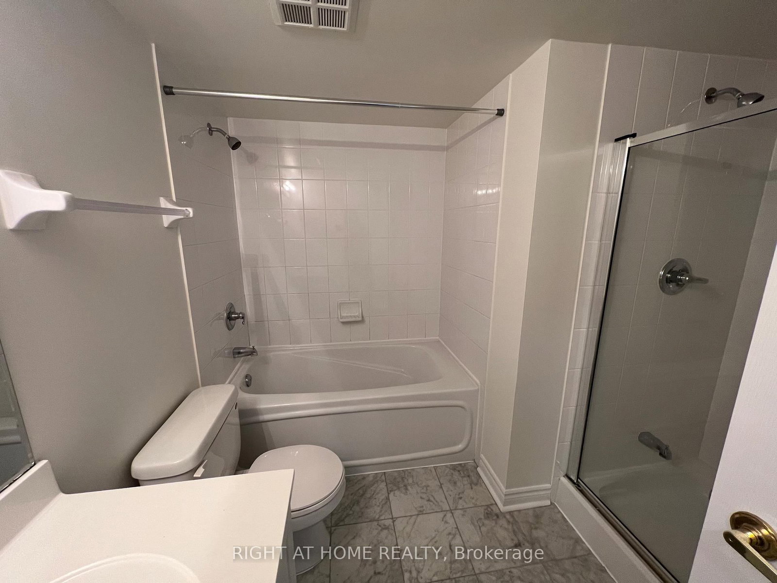 18 Kenaston Gardens, Unit 1007 - Photo 15