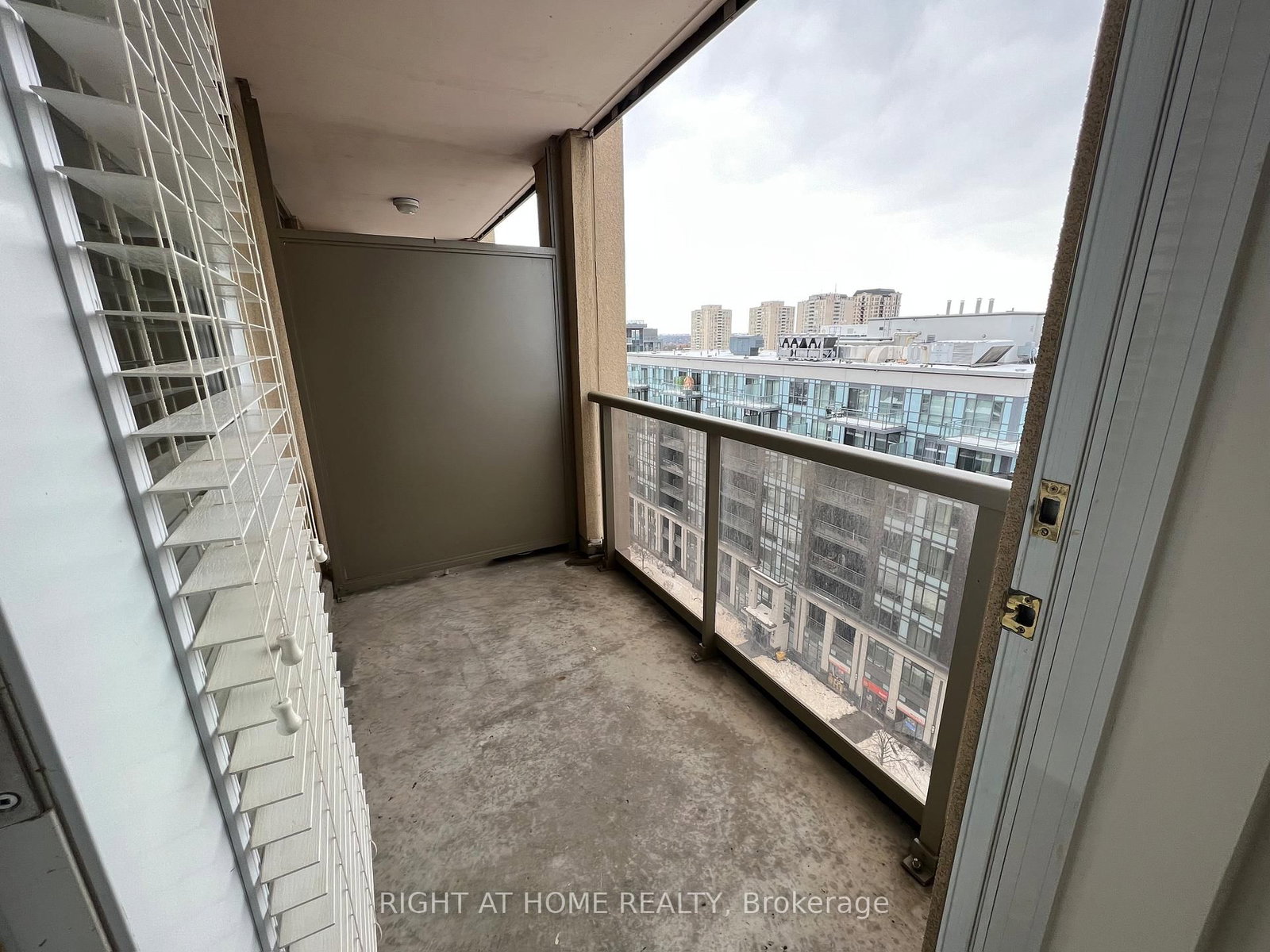 18 Kenaston Gardens, Unit 1007 - Photo 21