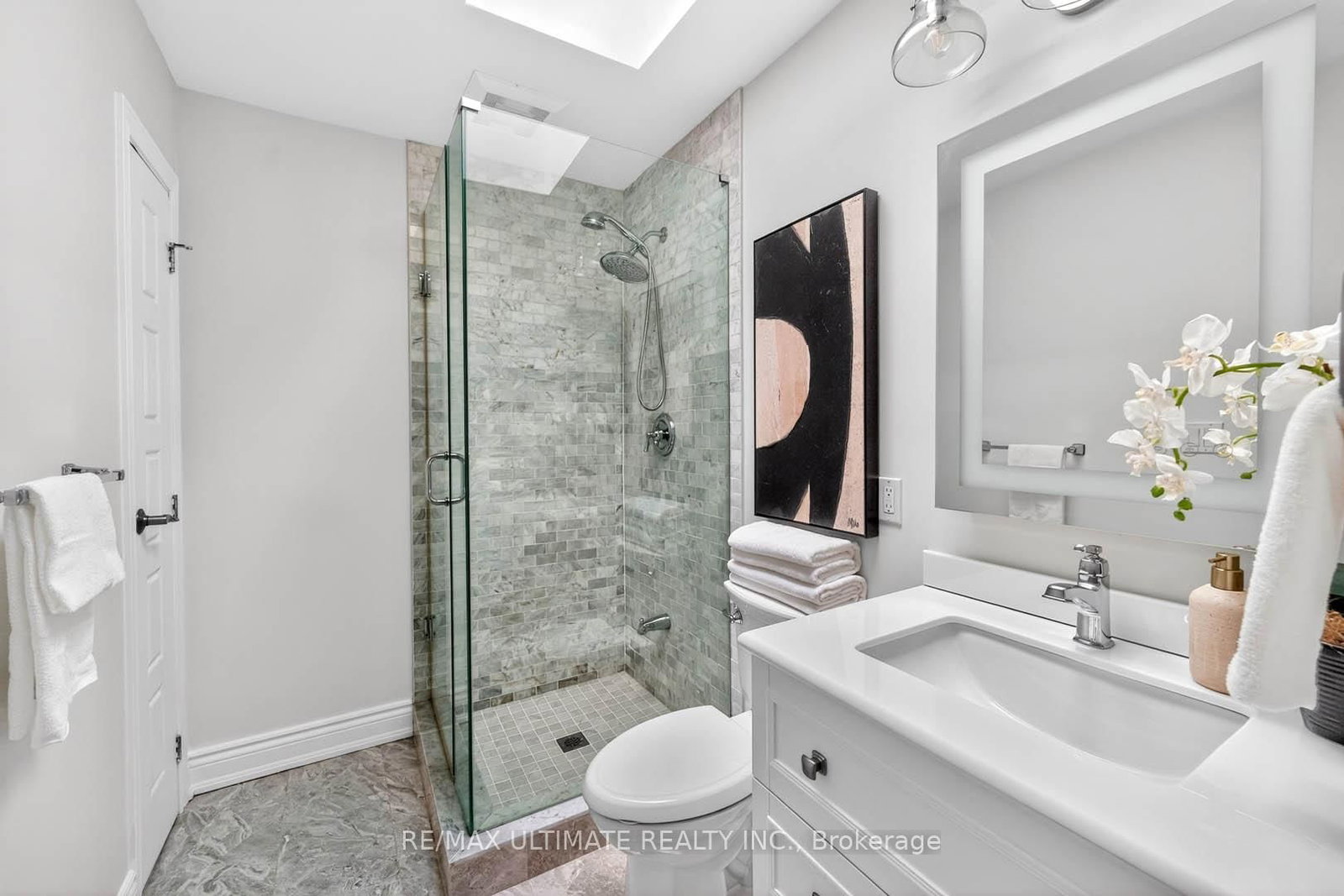 4 Bridgman Avenue - Photo 32