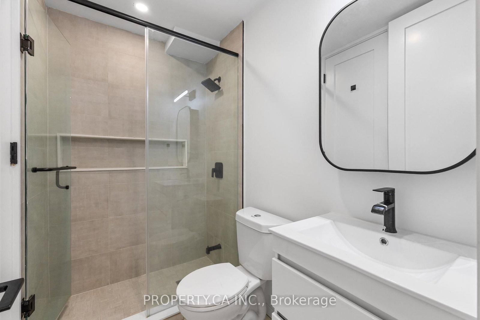 1989 Yonge Street, Unit 203 - Photo 11