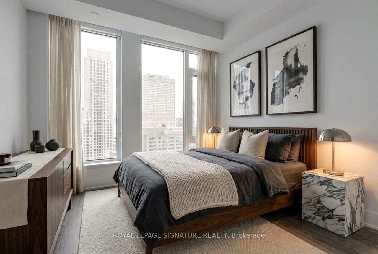 11 Yorkville Avenue, Unit 2310 - Photo 3