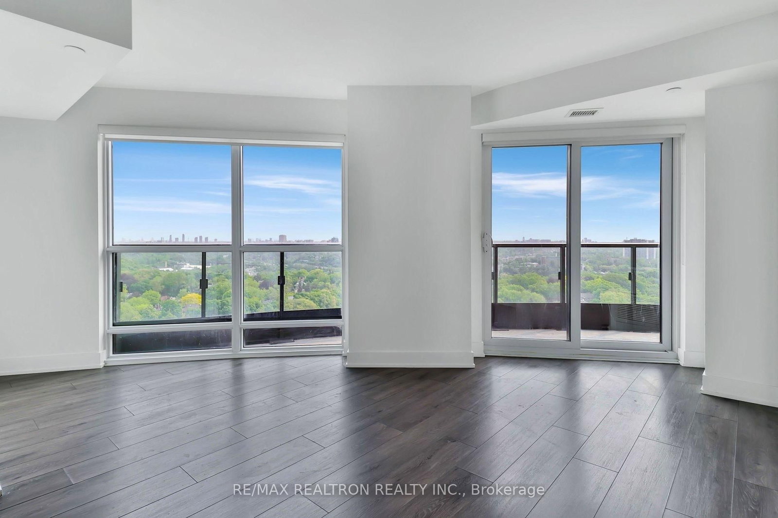 585 Bloor Street E, Unit 1117 - Photo 11
