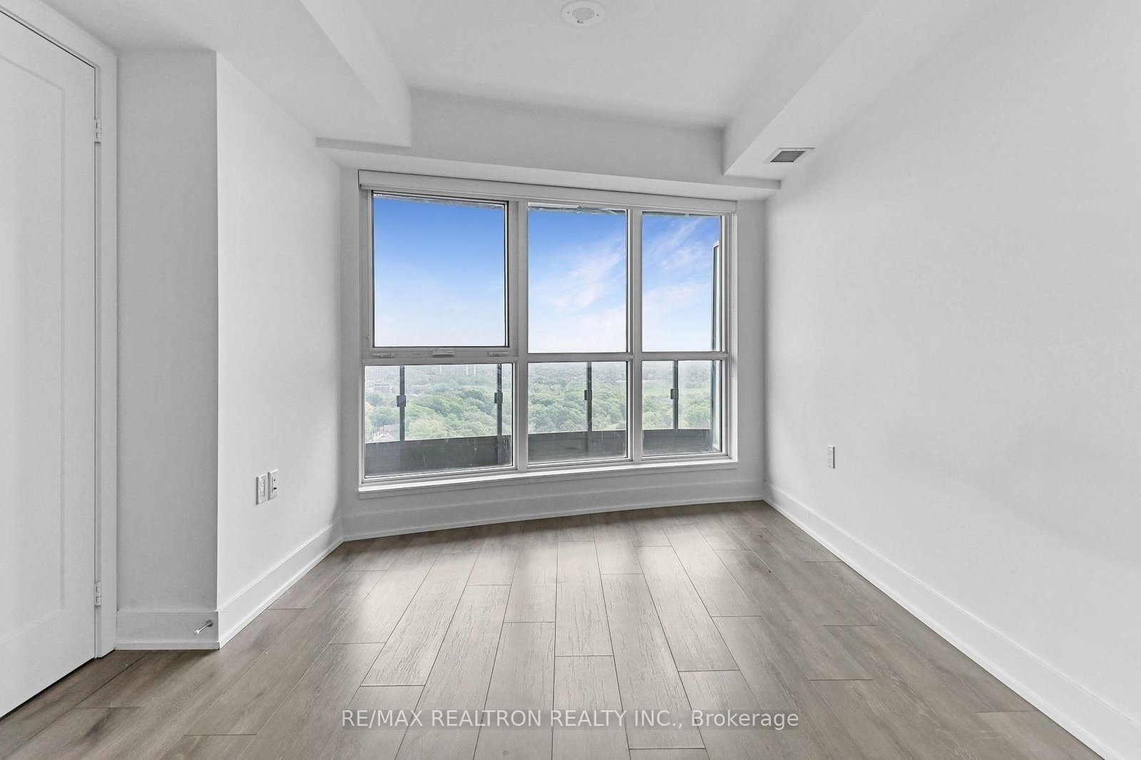 585 Bloor Street E, Unit 1117 - Photo 14