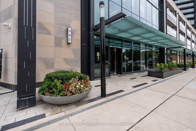 1117 - 585 Bloor Street E