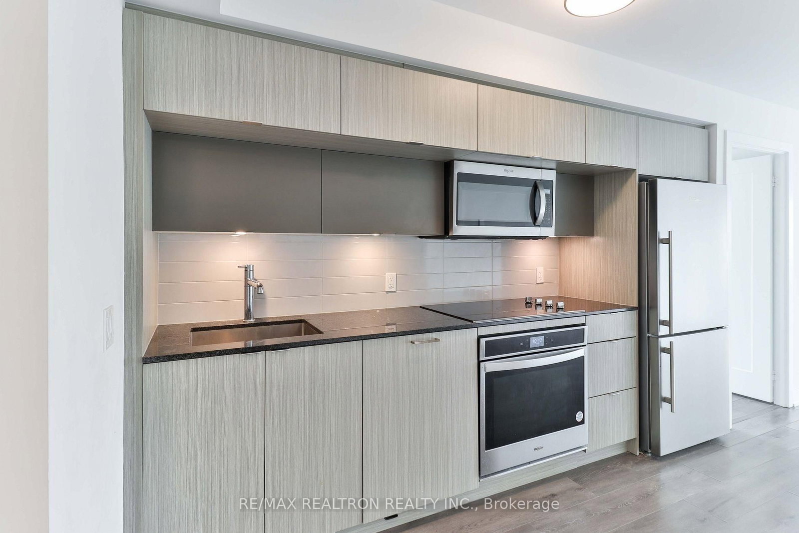 585 Bloor Street E, Unit 1117 - Photo 9