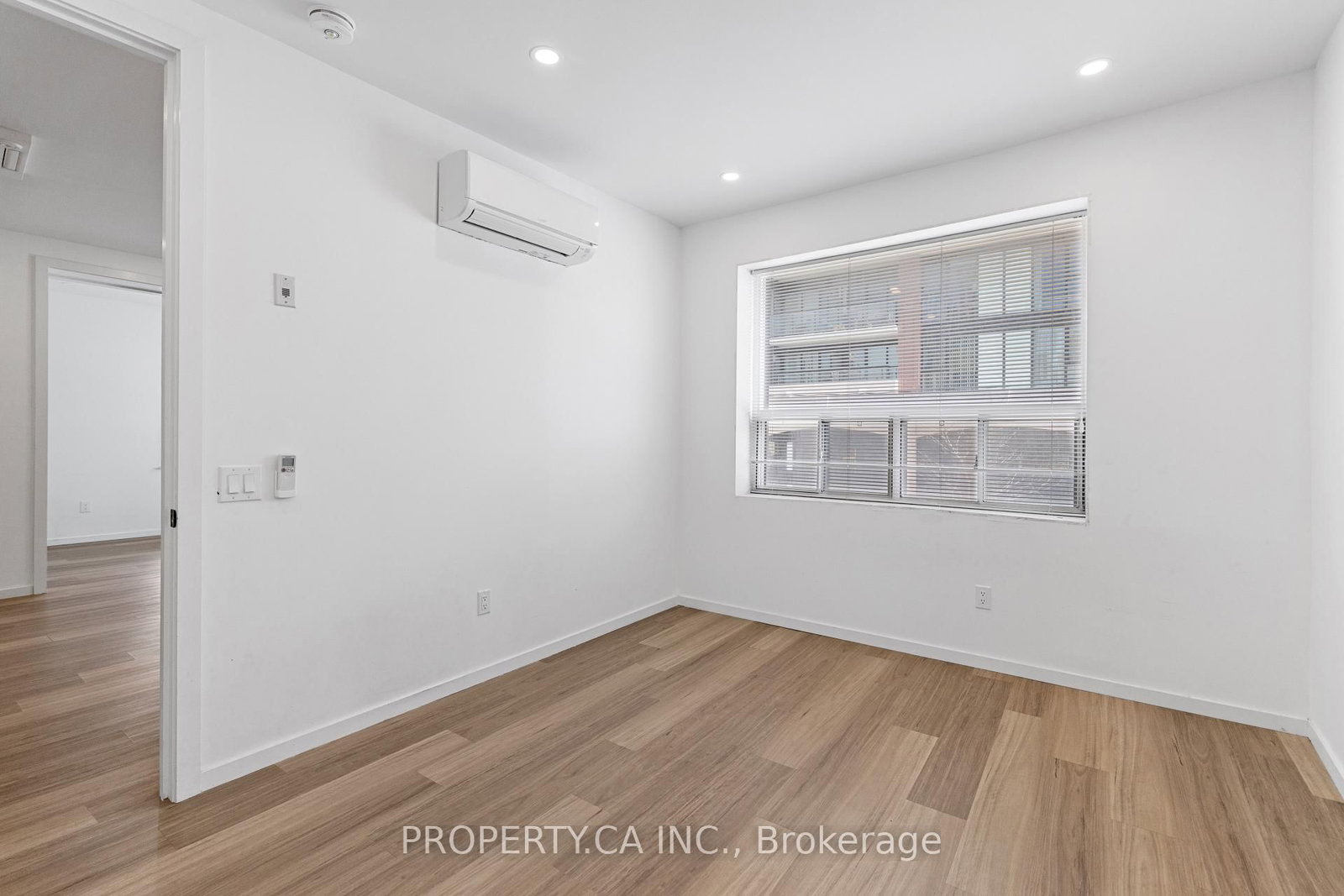 1989 Yonge Street, Unit 204 - Photo 13