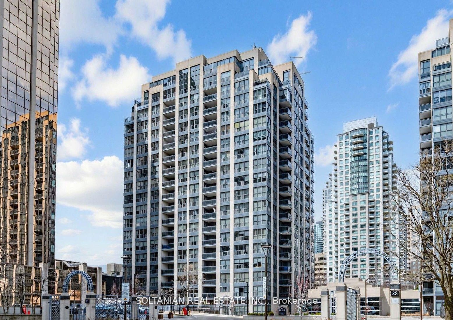 18 Hollywood Avenue, Unit 1205 - Photo 31