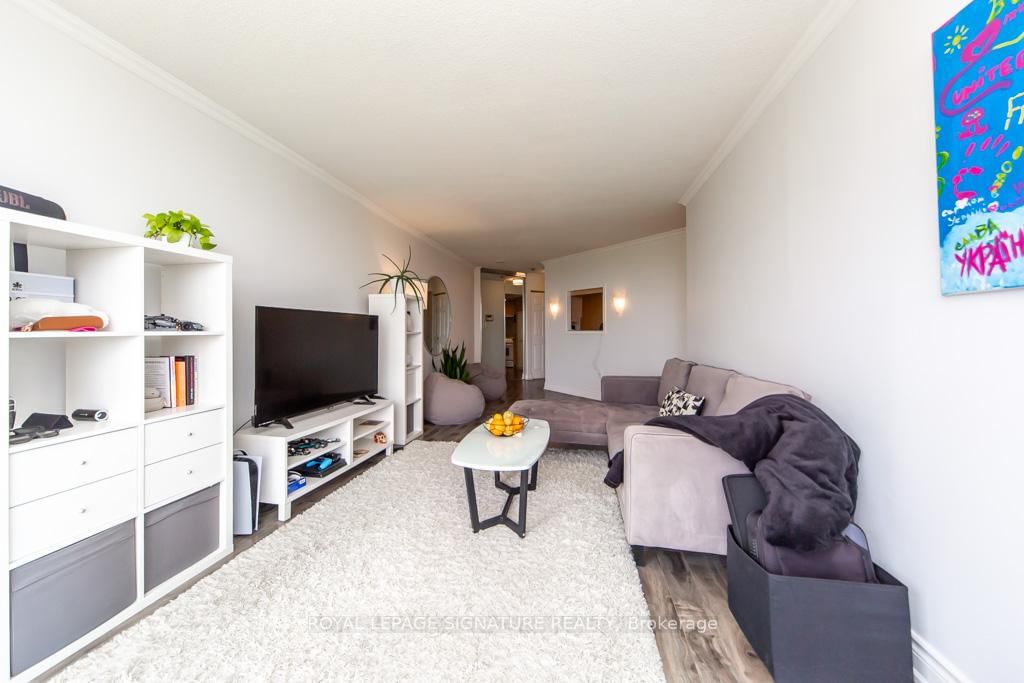 5 Concorde Place, Unit 510 - Photo 15