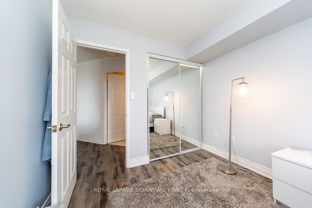 5 Concorde Place, Unit 510 - Photo 27