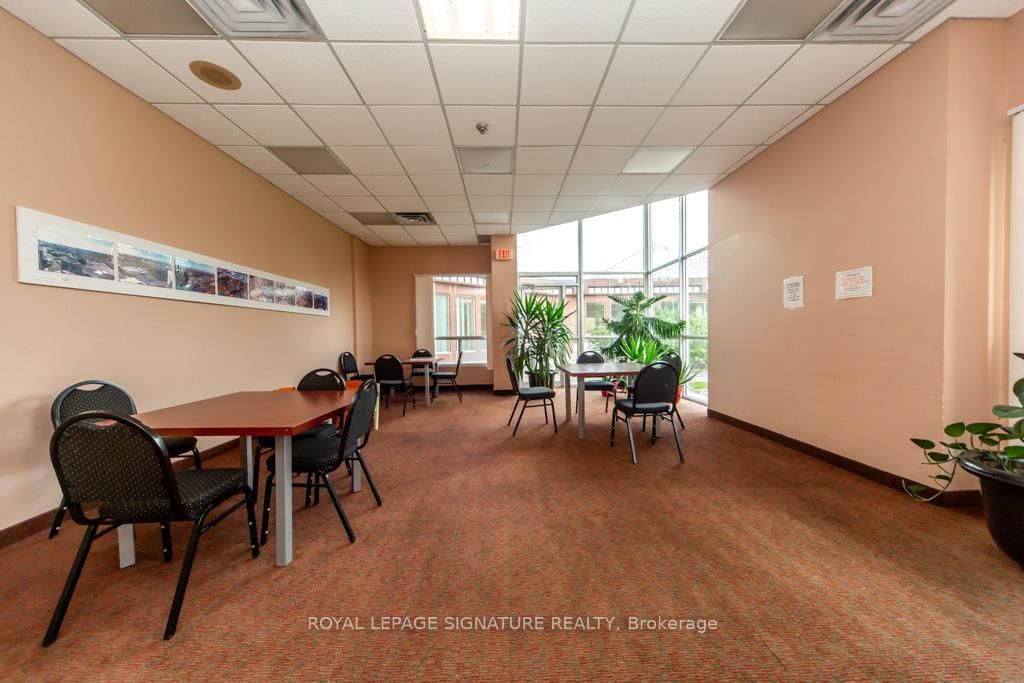 5 Concorde Place, Unit 510 - Photo 38
