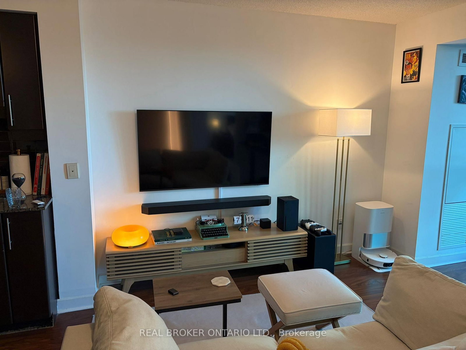 33 Bay Street, Unit 1307 - Photo 3