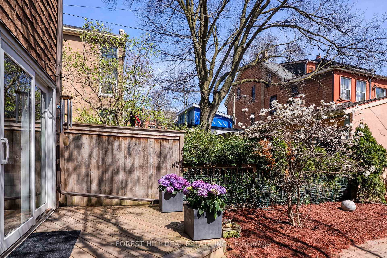 451 Sackville Street - Photo 11