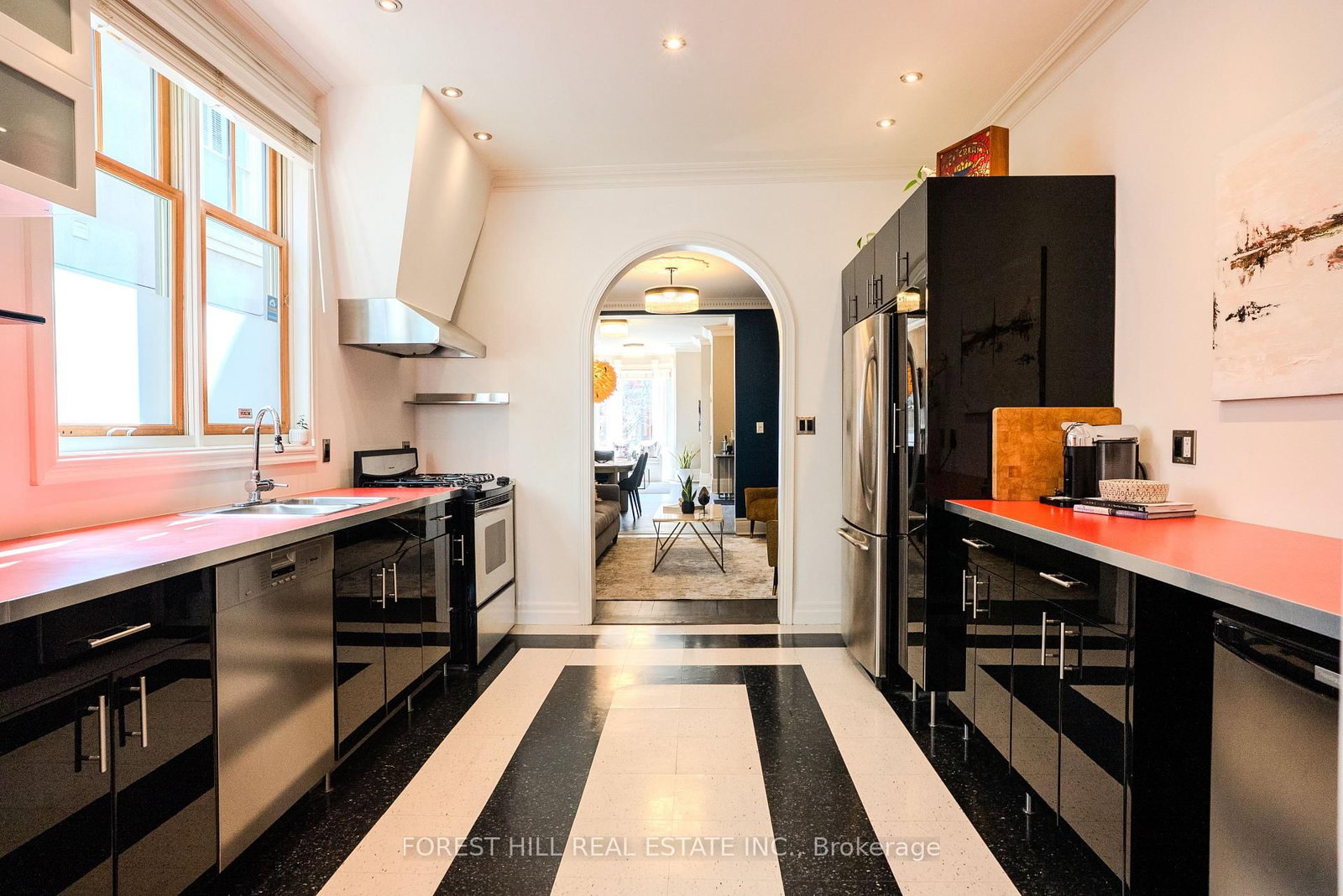 451 Sackville Street - Photo 13