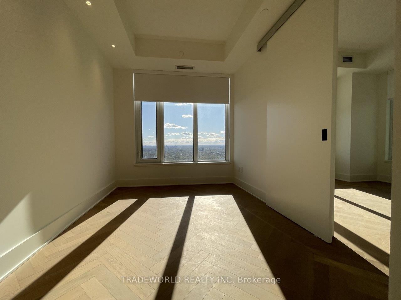 11 Yorkville Avenue, Unit 5302 - Photo 16