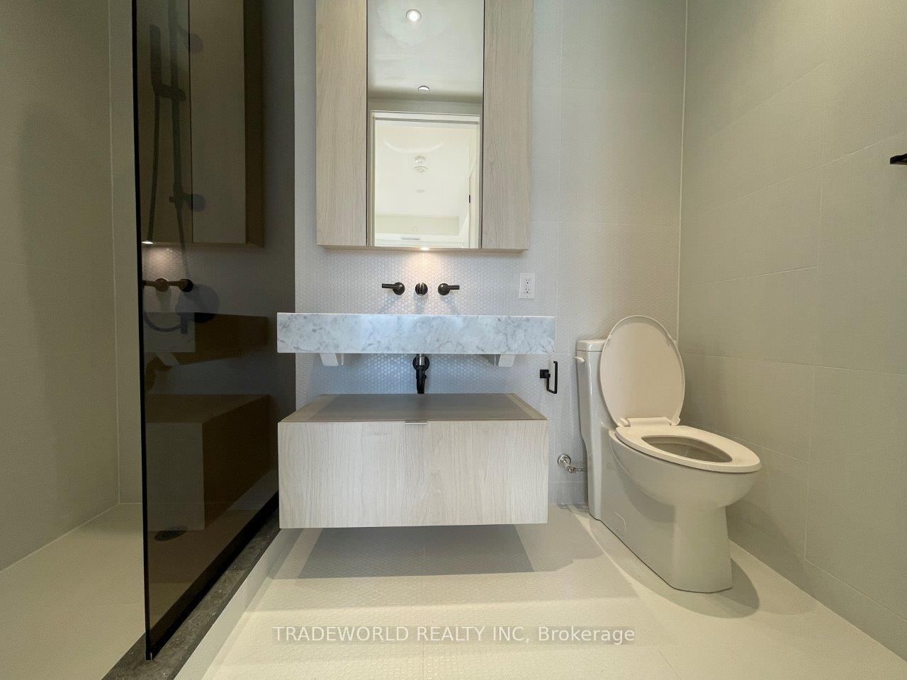 11 Yorkville Avenue, Unit 5302 - Photo 19