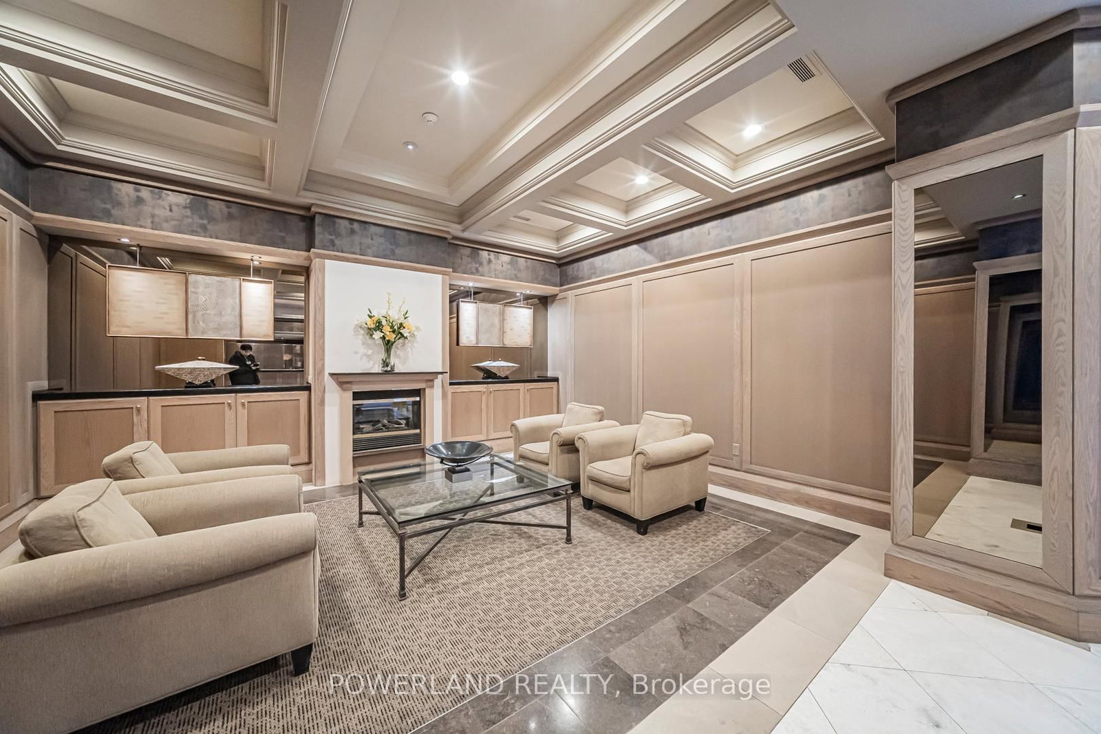 909 Bay Street, Unit 208 - Photo 5