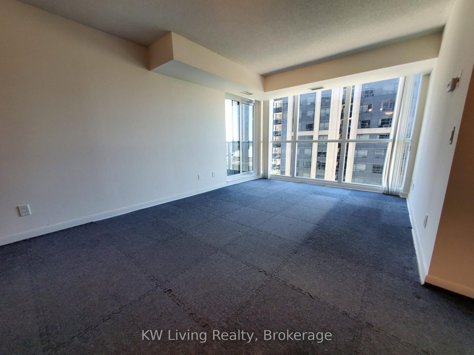 4978 Yonge Street, Unit 909 - Photo 5