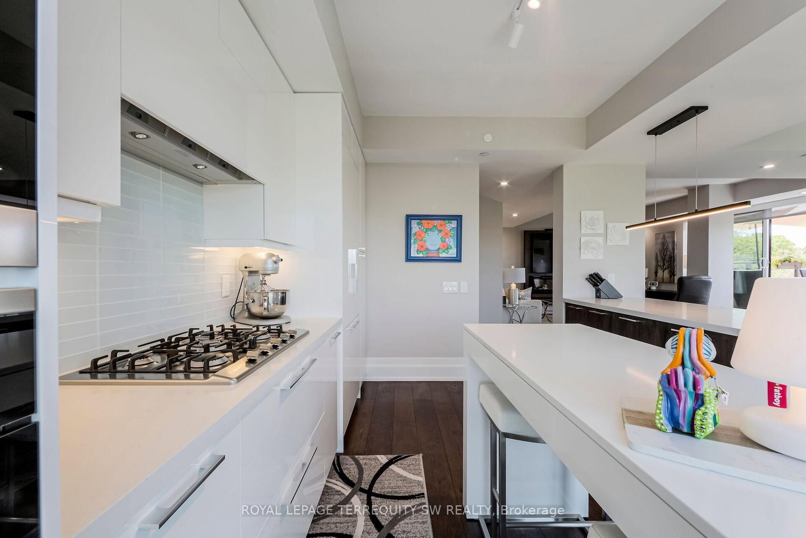 3 Southvale Drive, Unit 605 - Photo 14